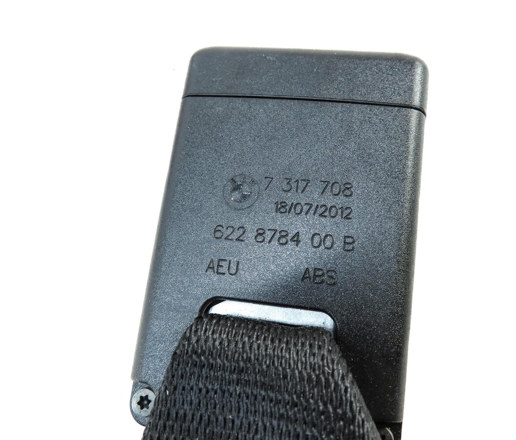 Thumbnail 4: 2013 BMW X1 (E84) REAR LEFT CENTER & RIGHT SEATBELT BUCKLE RECEIVER 7317708