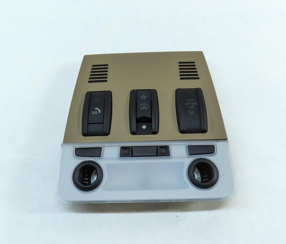 Thumbnail 2: 2013 BMW X1 (E84) FRONT ROOF CENTER PRIMARY DOME LIGHT w/ SWITCH BUTTONS (BEIGE)