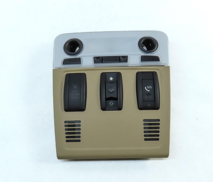 Thumbnail 3: 2013 BMW X1 (E84) FRONT ROOF CENTER PRIMARY DOME LIGHT w/ SWITCH BUTTONS (BEIGE)