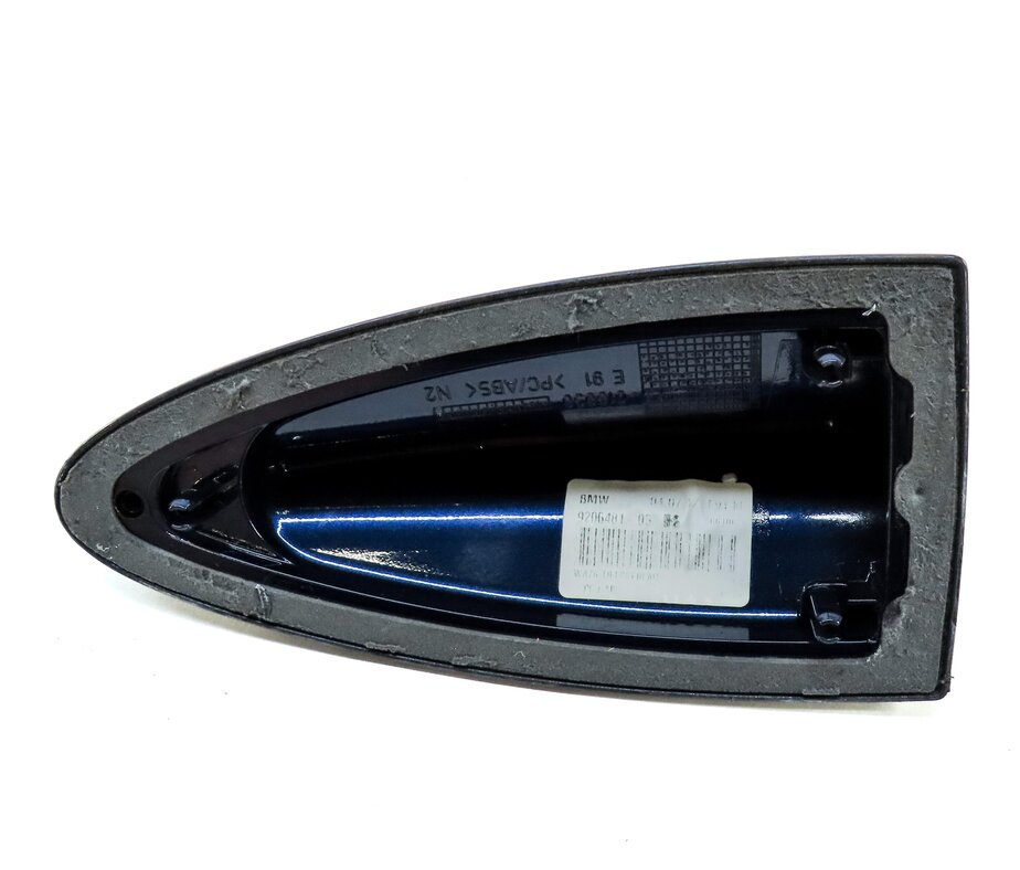 Thumbnail 5: 2013 BMW X1 (E84) REAR ROOF SHARK FIN ATENNA MODULE COVER (DEEP SEA BLUE A76)