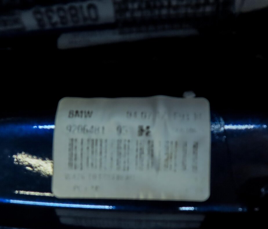 Thumbnail 6: 2013 BMW X1 (E84) REAR ROOF SHARK FIN ATENNA MODULE COVER (DEEP SEA BLUE A76)