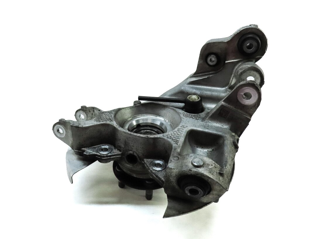 Thumbnail 2: 2015-2019 LAND ROVER DISCOVERY SPORT (L550) LEFT DRIVER REAR SPINDLE KNUCKLE HUB