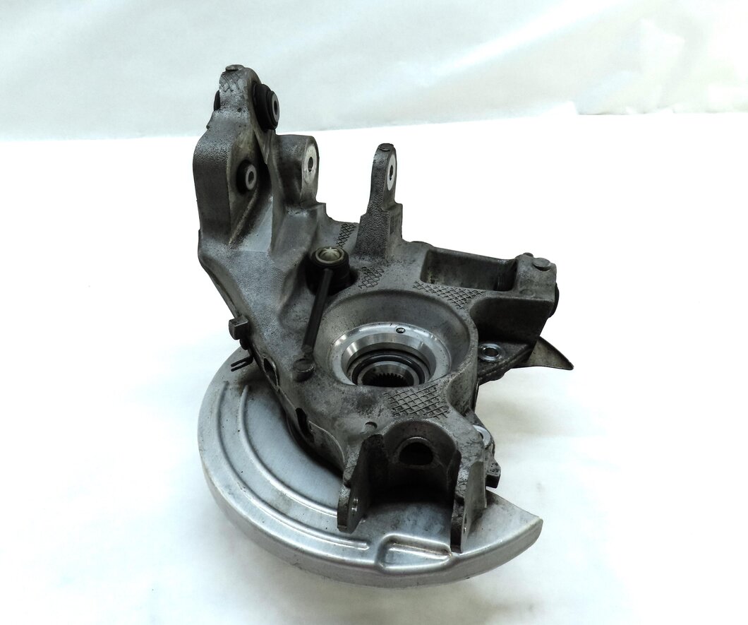 Thumbnail 3: 2015-2019 LAND ROVER DISCOVERY SPORT (L550) LEFT DRIVER REAR SPINDLE KNUCKLE HUB