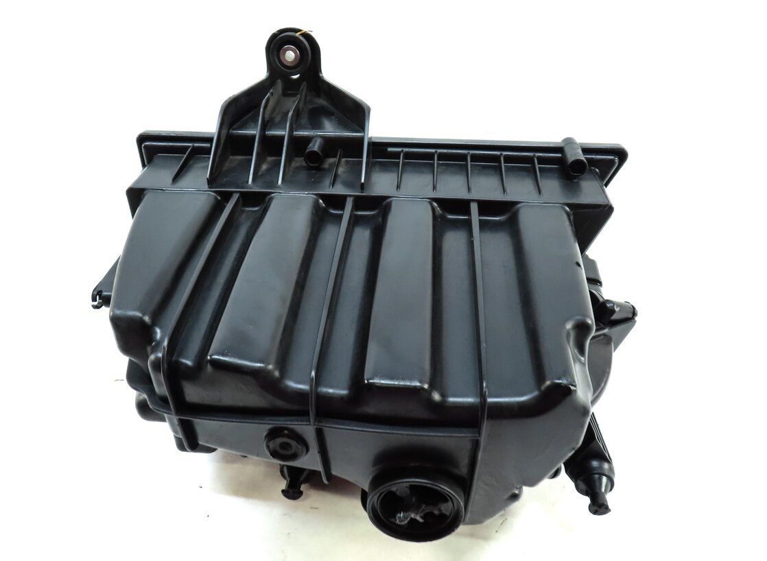 Thumbnail 6: 2015-2017 RANGE ROVER EVOQUE DISCOVERY SPORT (L538 L550) AIR FILTER BOX HOUSING