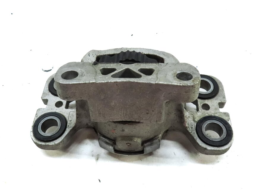 Thumbnail 3: 2016 LAND ROVER DISCOVERY SPORT (L550) 2.0L AUTO TRANSMISSION REAR MOUNT BRACKET