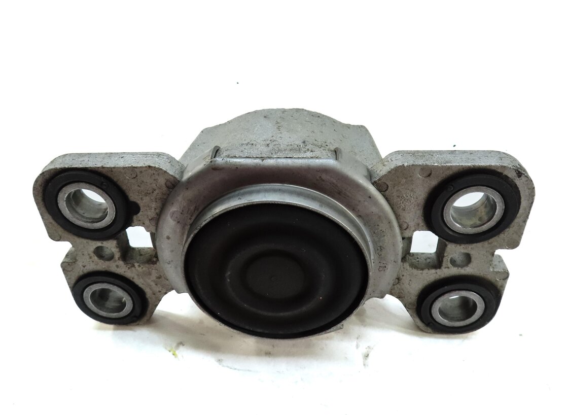 Thumbnail 5: 2016 LAND ROVER DISCOVERY SPORT (L550) 2.0L AUTO TRANSMISSION REAR MOUNT BRACKET