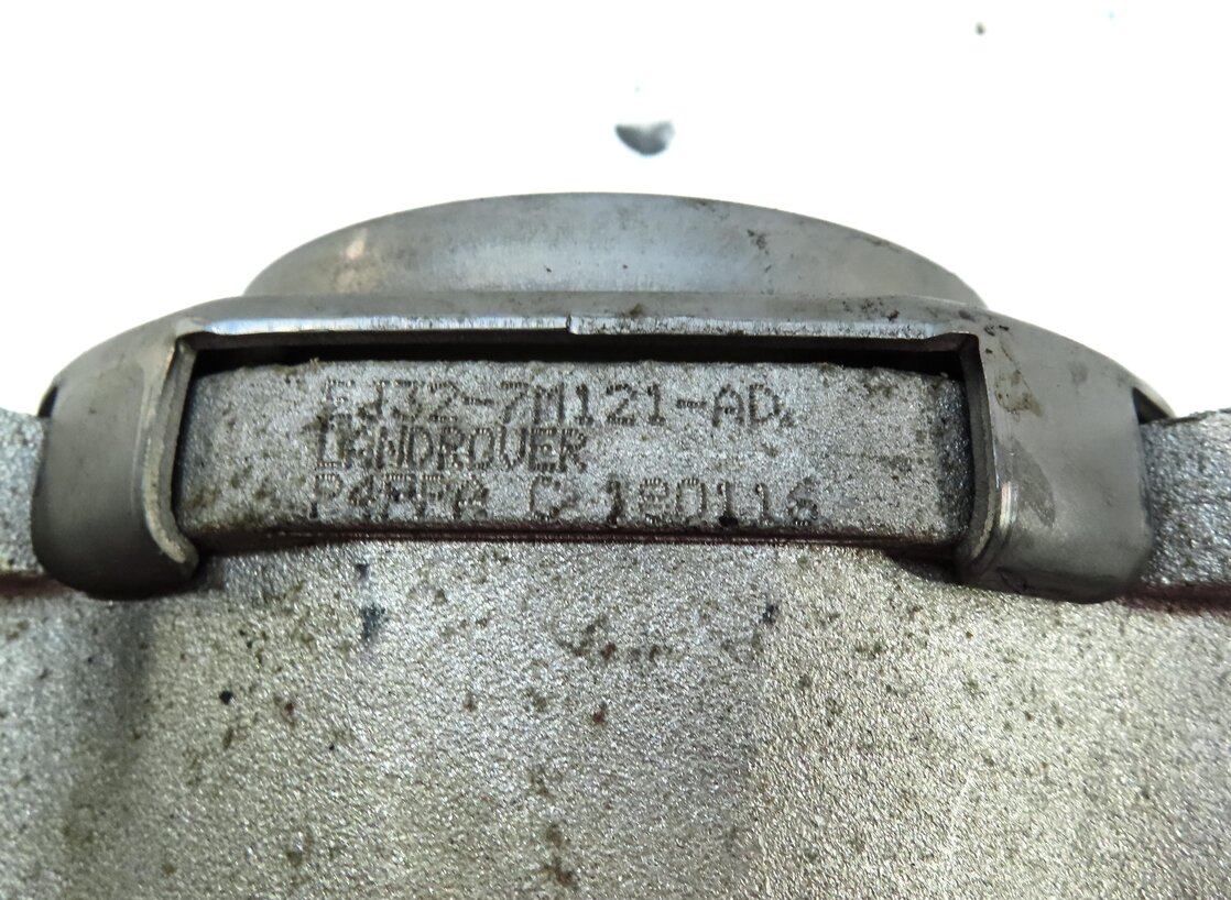 Thumbnail 6: 2016 LAND ROVER DISCOVERY SPORT (L550) 2.0L AUTO TRANSMISSION REAR MOUNT BRACKET