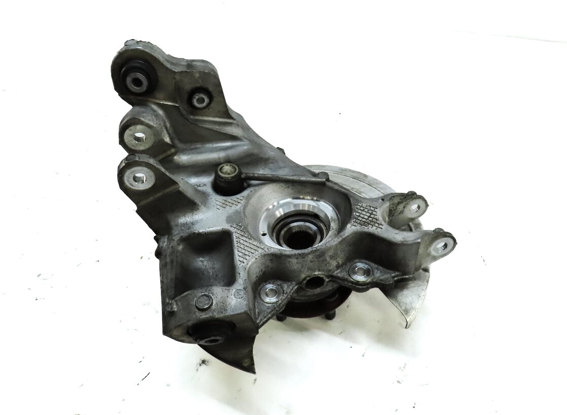 Thumbnail 2: 2015-2019 LAND ROVER DISCOVERY SPORT (L550) RIGHT PASSENGER REAR SPINDLE KNUCKLE