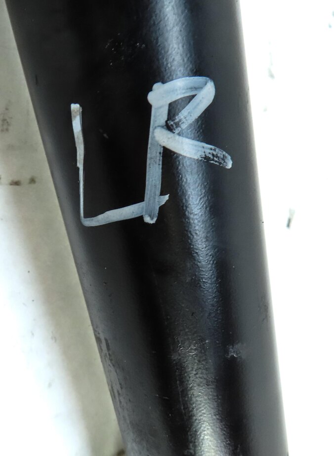 Thumbnail 8: 2016 DISCOVERY SPORT L550 REAR LEFT & RIGHT STANDARD SUSPENSION SHOCK STRUT SET2