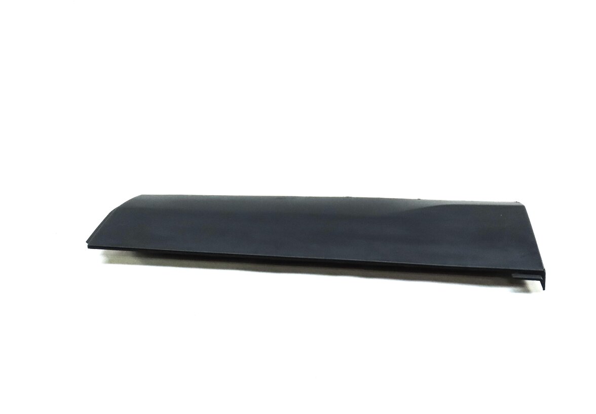 Thumbnail 3: 2015-2019 LAND ROVER DISCOVER SPORT (L550) REAR RIGHT LOWER DOOR MOULDING TRIM