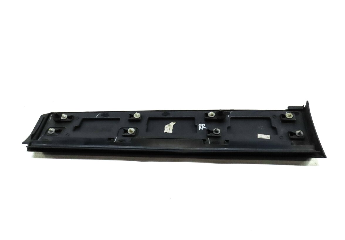 Thumbnail 4: 2015-2019 LAND ROVER DISCOVER SPORT (L550) REAR RIGHT LOWER DOOR MOULDING TRIM