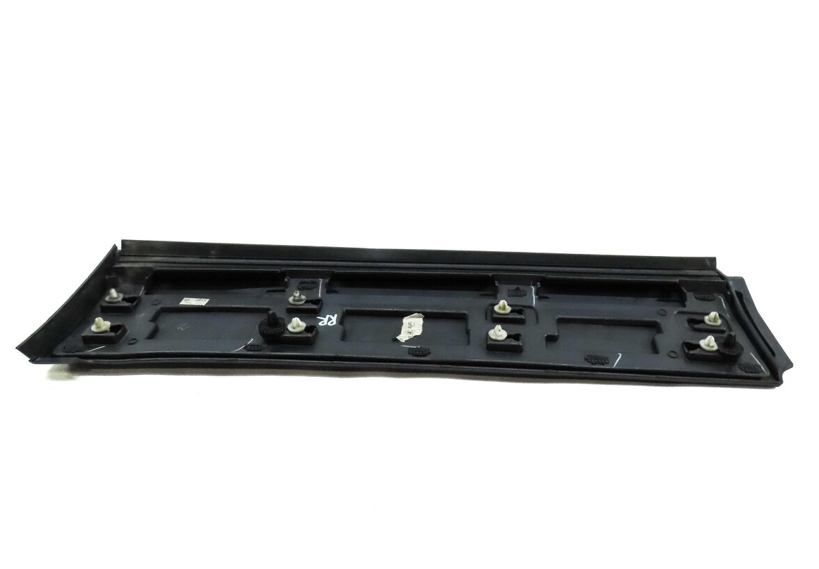 Thumbnail 5: 2015-2019 LAND ROVER DISCOVER SPORT (L550) REAR RIGHT LOWER DOOR MOULDING TRIM