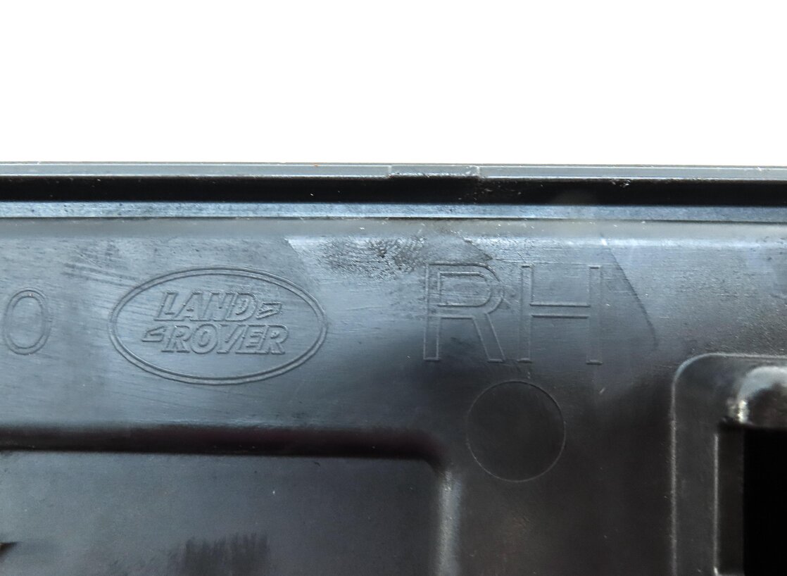 Thumbnail 6: 2015-2019 LAND ROVER DISCOVER SPORT (L550) REAR RIGHT LOWER DOOR MOULDING TRIM