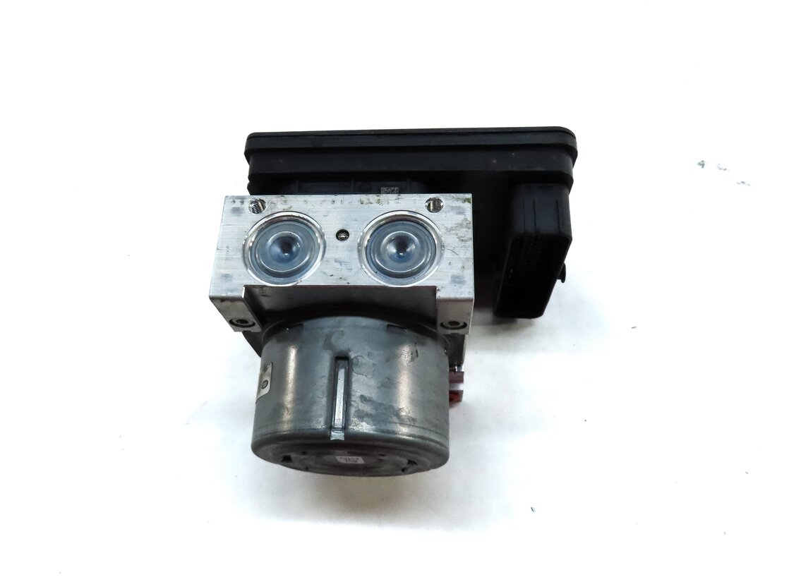 Thumbnail 3: 16 LAND ROVER DISCOVERY SPORT (L550) 2.0L AWD ANTI-LOCK ABS BRAKE PUMP & MODULE