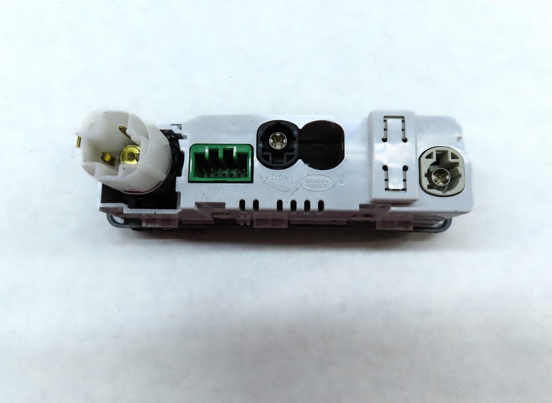 Thumbnail 6: 2016 LAND ROVER DISCOVERY SPORT (L550) AUXILIARY AUX USB NAV INPUT JACK PANEL