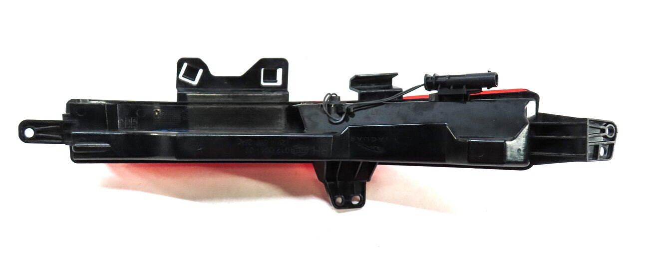 Thumbnail 6: 15-19 LAND ROVER DISCOVERY SPORT (L550) RIGHT REAR BUMPER TAILLIGHT LIGHT LAMP