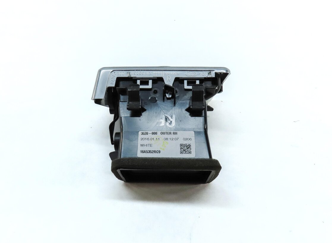 Thumbnail 3: 2016 LAND ROVER DISCOVERY SPORT (L550) FRONT RIGHT DASH OUTER AC HEATER AIR VENT