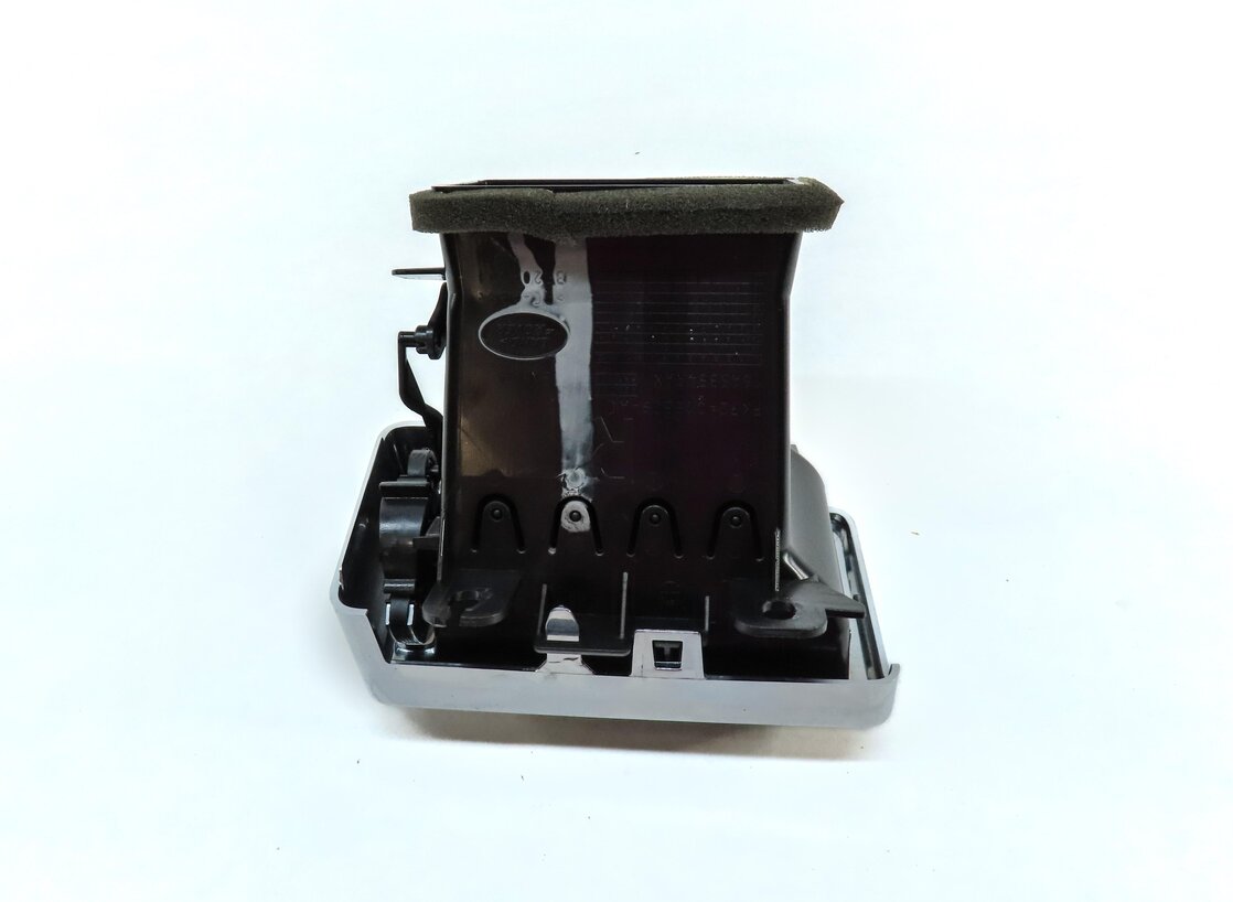 Thumbnail 4: 2016 LAND ROVER DISCOVERY SPORT (L550) FRONT RIGHT DASH OUTER AC HEATER AIR VENT