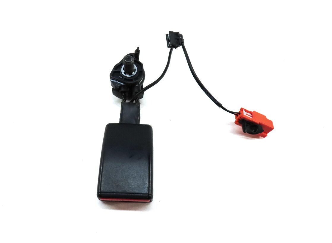 Thumbnail 2: 2016 LAND ROVER DISCOVERY SPORT L550 REAR RIGHT 2ND ROW SEATBELT BUCKLE RECEIVER