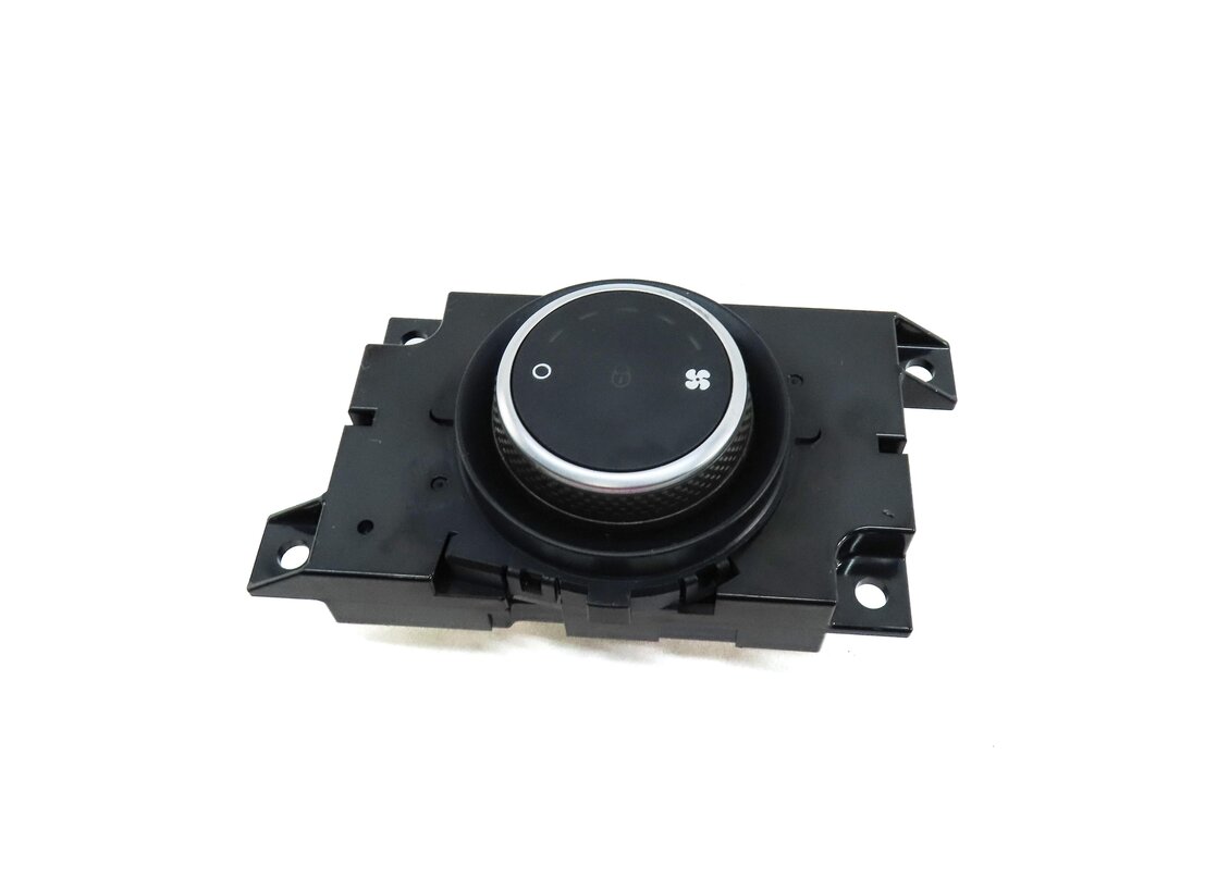 Thumbnail 2: 2015-2019 LAND ROVER DISCOVERY SPORT (L550) REAR HEATER A/C FAN SPEED CONTROL