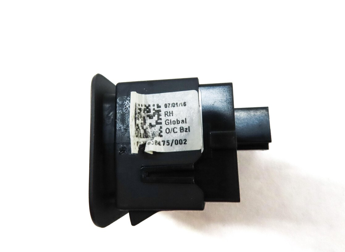 Thumbnail 4: 2016 LAND ROVER DISCOVERY SPORT (L550) FRONT RIGHT PASSENGER DOOR LOCK SWITCH