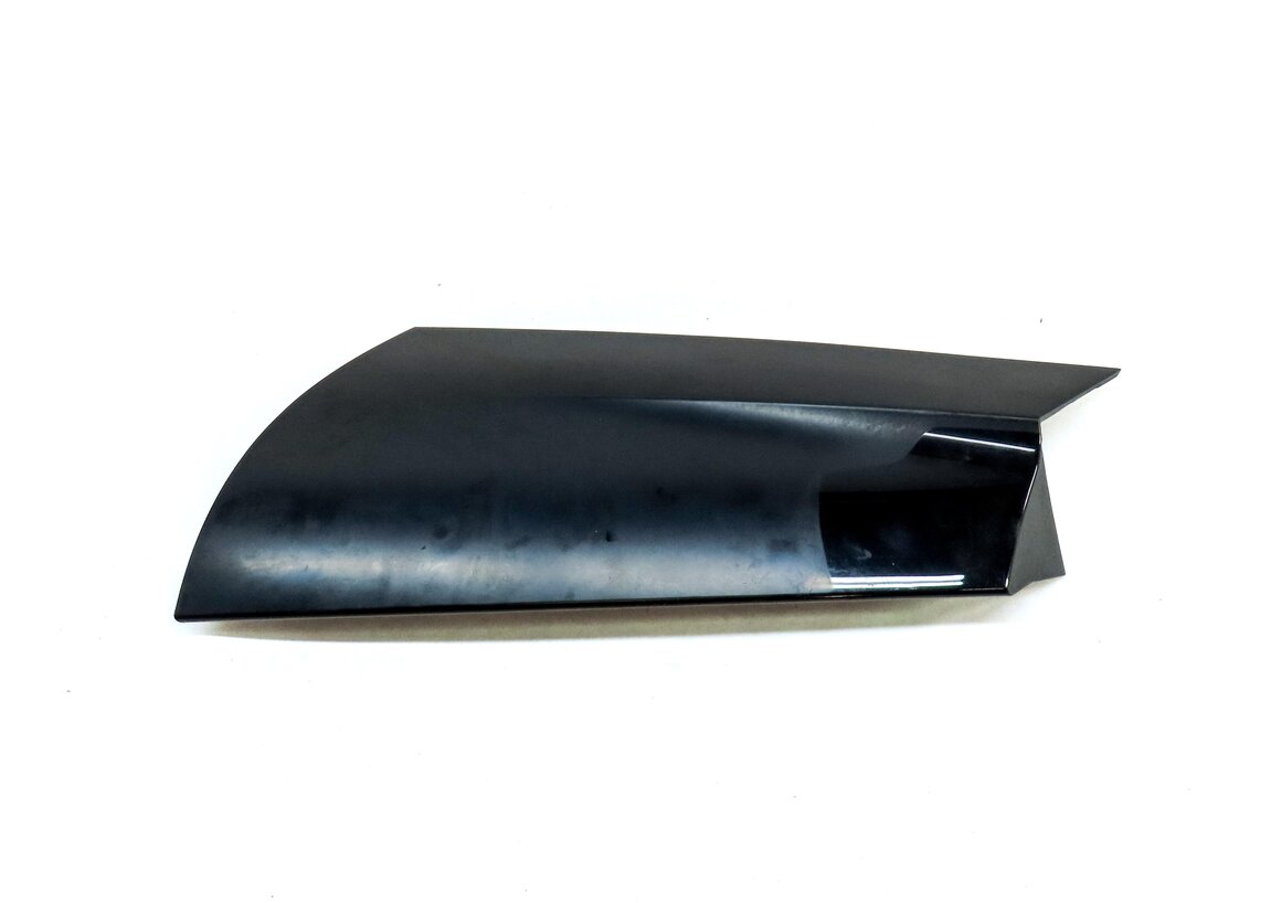 Thumbnail 3: 2016 LAND ROVER DISCOVERY SPORT (L550) REAR LEFT UPPER PILLAR TRIM (BLACK)