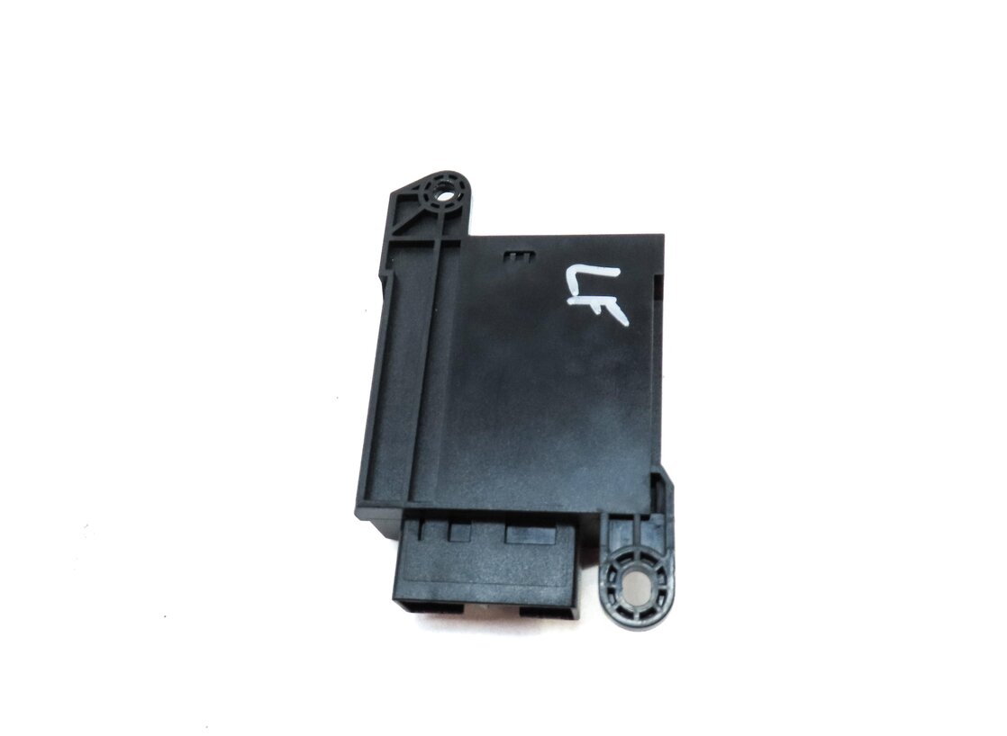 Thumbnail 5: 14-20 JAGUAR EPACE XE XF XJ - DISCOVERY RANGE ROVER SPORT - HEATED SEAT MODULE