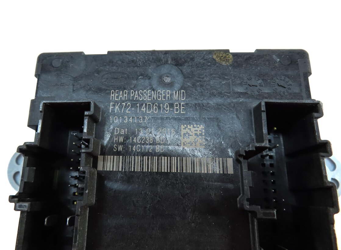 Thumbnail 5: 2016 LAND ROVER DISCOVERY SPORT (L550) REAR RIGHT DOOR CONTROL MODULE