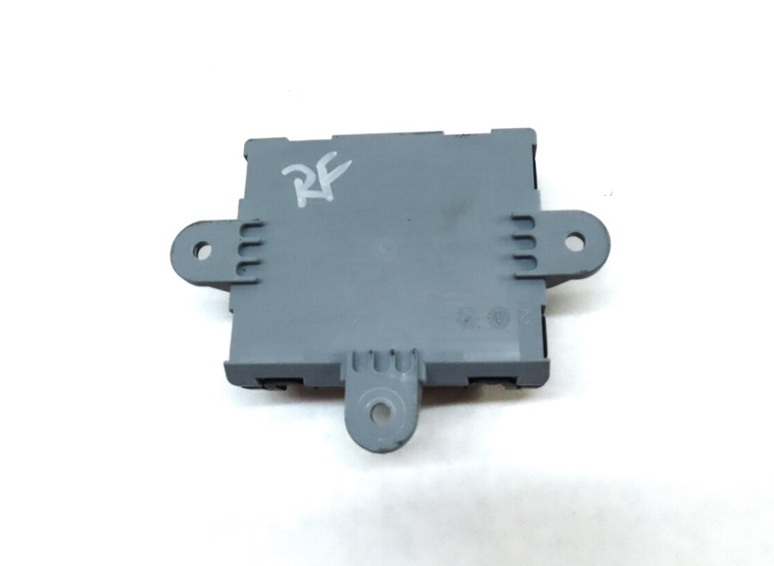 Thumbnail 4: 2016 LAND ROVER DISCOVERY SPORT (L550) FRONT RIGHT PASSENGER DOOR CONTROL MODULE