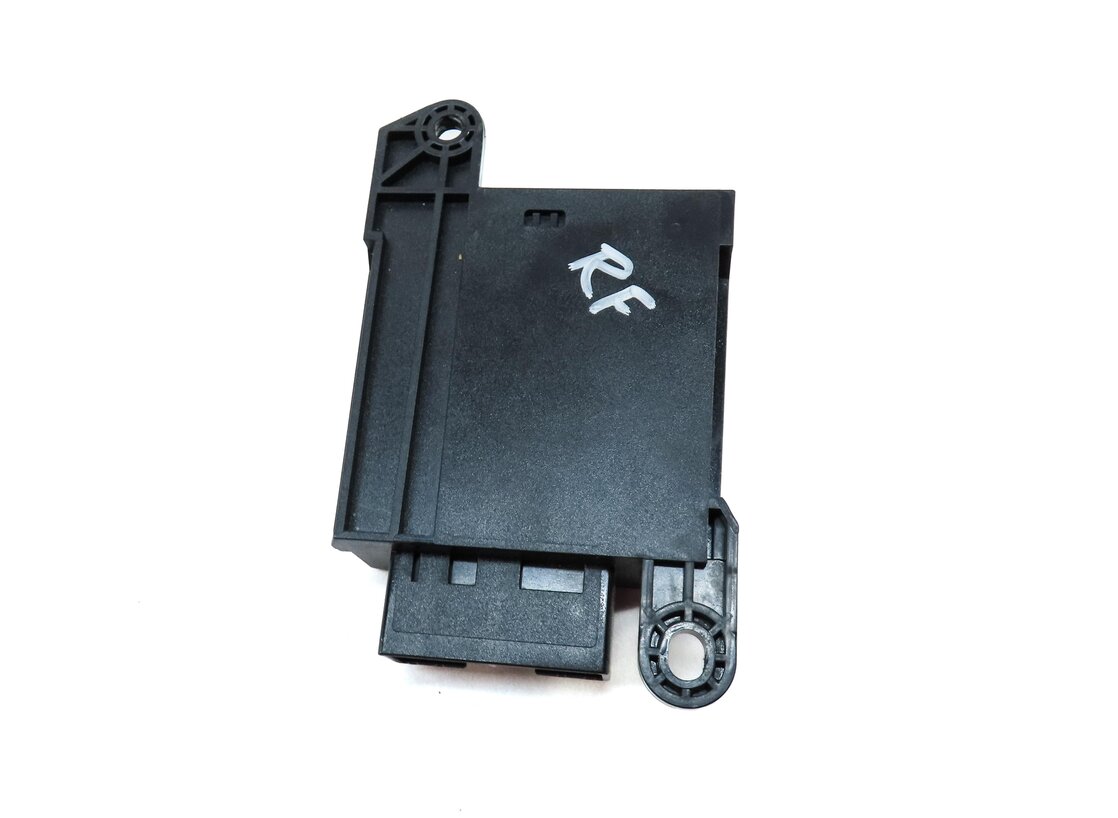 Thumbnail 5: 14-20 JAGUAR EPACE XE XF XJ - DISCOVERY RANGE ROVER SPORT - HEATED SEAT MODULE