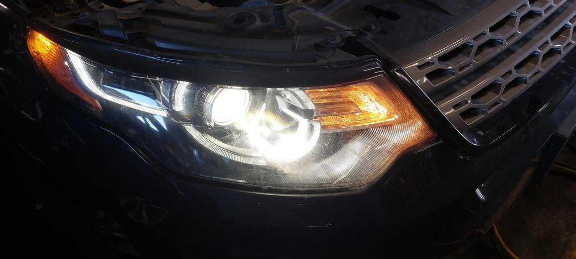 Thumbnail 2: 15-19 LAND ROVER DISCOVERY SPORT (L550) RIGHT - XENON HID HEADLIGHT LIGHT LAMP