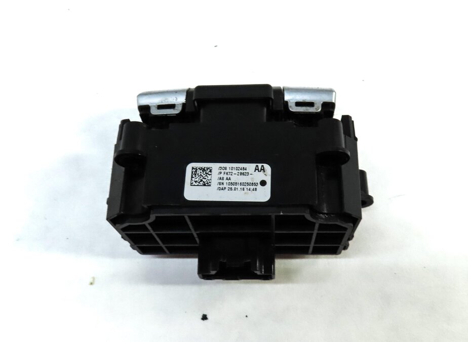 Thumbnail 5: 2016 LAND ROVER DISCOVERY SPORT (L550) EMERGENCY HILL PARKING E-BRAKE SWITCH