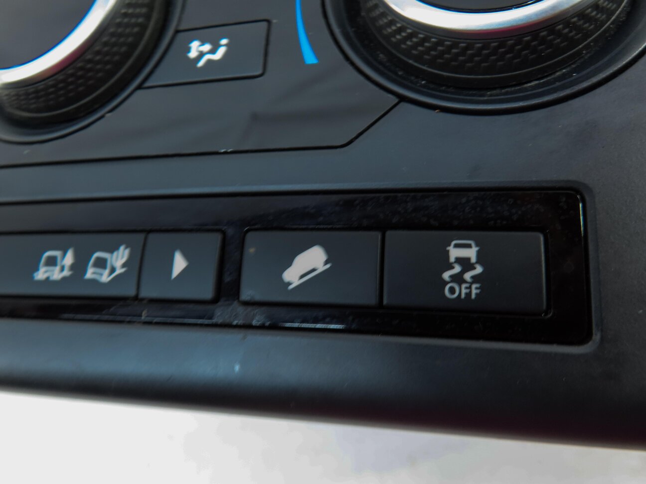 Thumbnail 8: 15-16 LAND ROVER DISCOVERY SPORT L550 FRONT AC HEATER SEAT CLIMATE CONTROL PANEL