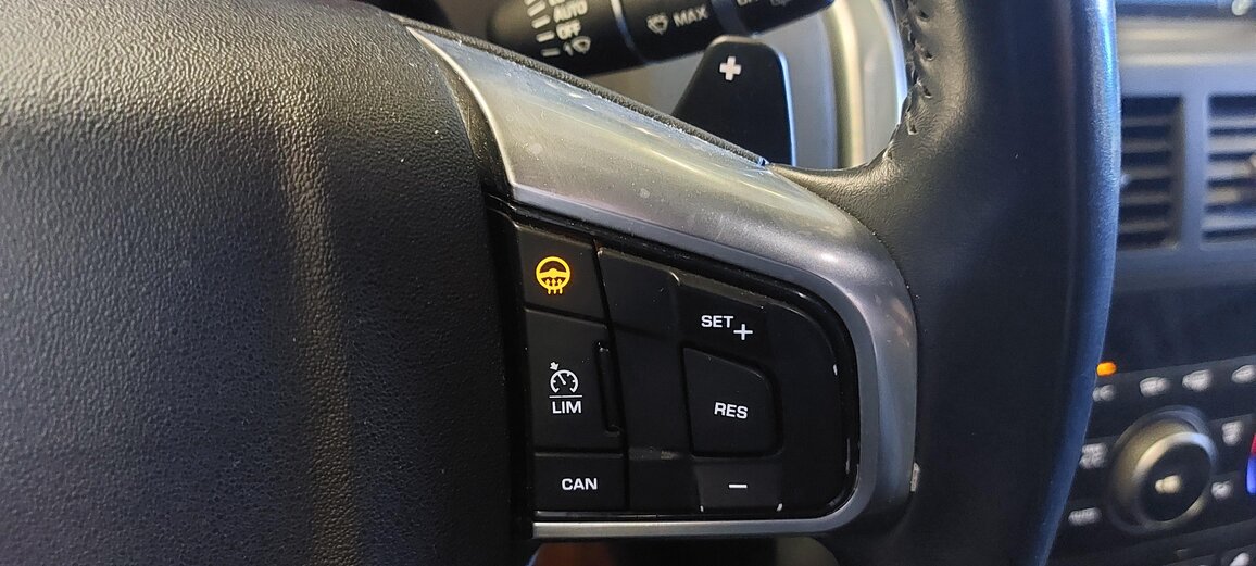 Thumbnail 3: 15-17 LAND ROVER DISCOVERY SPORT (L550) 3 SPOKE STEERING WHEEL & BUTTONS PADDLES