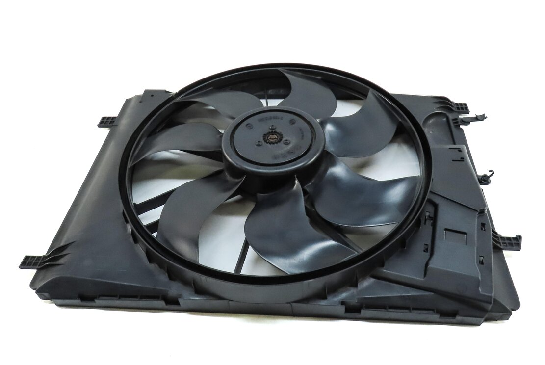 Thumbnail 3: 08-17 MERCEDES B C E CLA CLS GLK SLK (W207 W204 X204 W212) RADIATOR COOLING FAN