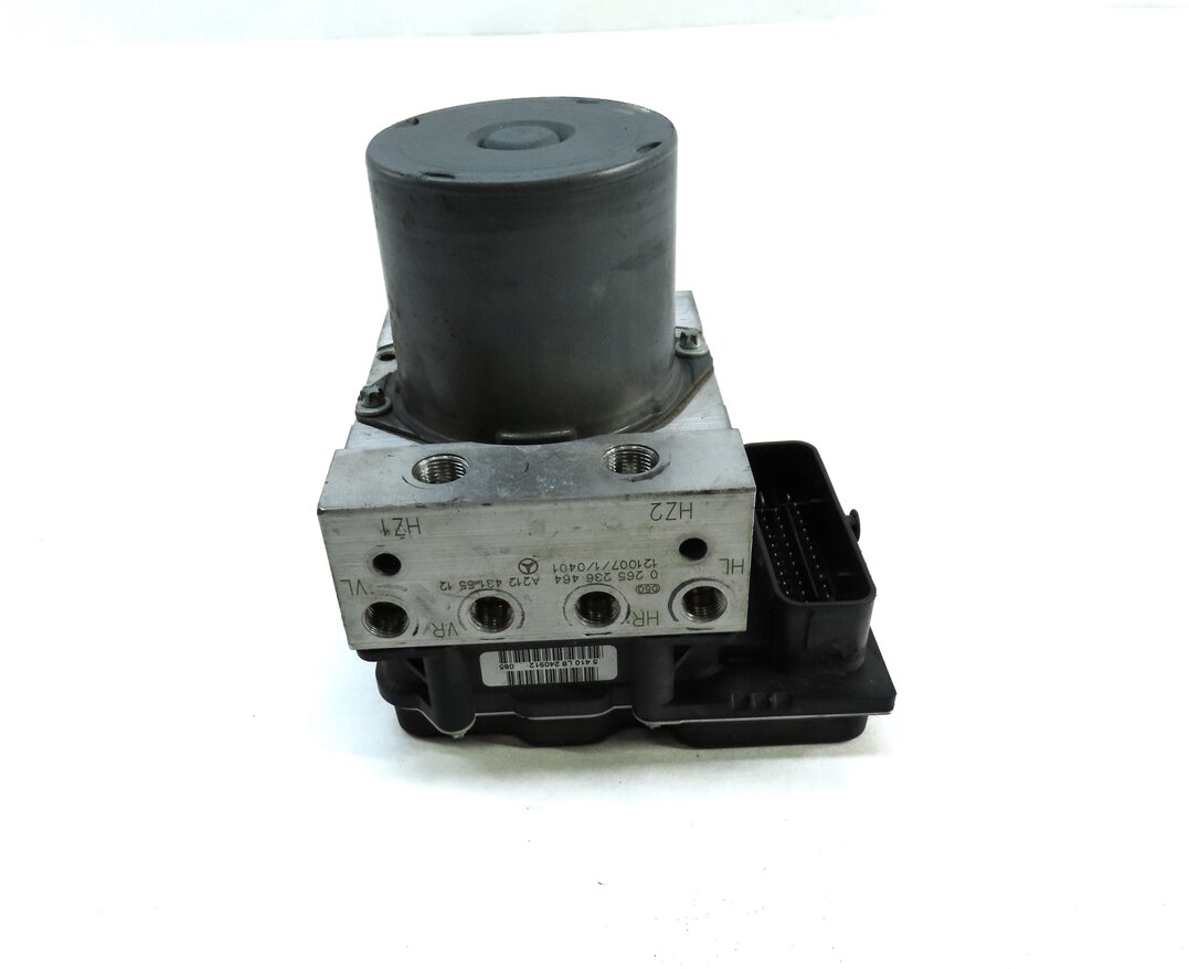 Thumbnail 2: 2013 MERCEDES E300 E350 E550 (W212) - 2014 CLS550 (W218) BRAKE PUMP w/ MODULE