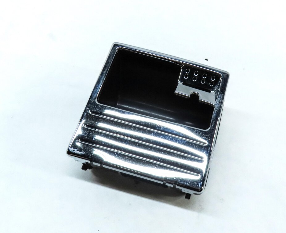 2013 MERCEDES E CLASS (W212) FRONT ASHTRAY ASH TRAY CHROME INSERT 2128100430