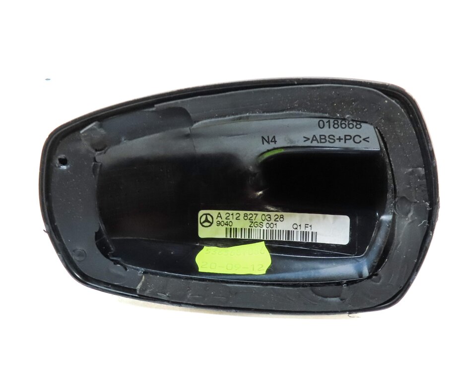 Thumbnail 5: 2013 MERCEDES E CLASS (W212) ROOF SHARK FIN ANTENNA COVER TRIM (BLACK 040U)