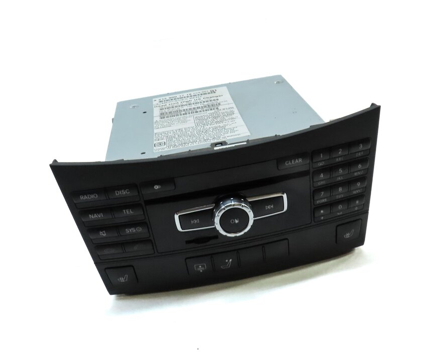Thumbnail 1: 2013 MERCEDES E350 E400 E550 E63 CLS550 (C207 W212 W218) GPS CD STEREO RECEIVER