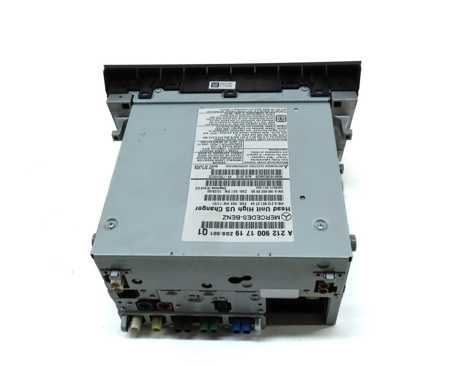 Thumbnail 5: 2013 MERCEDES E350 E400 E550 E63 CLS550 (C207 W212 W218) GPS CD STEREO RECEIVER