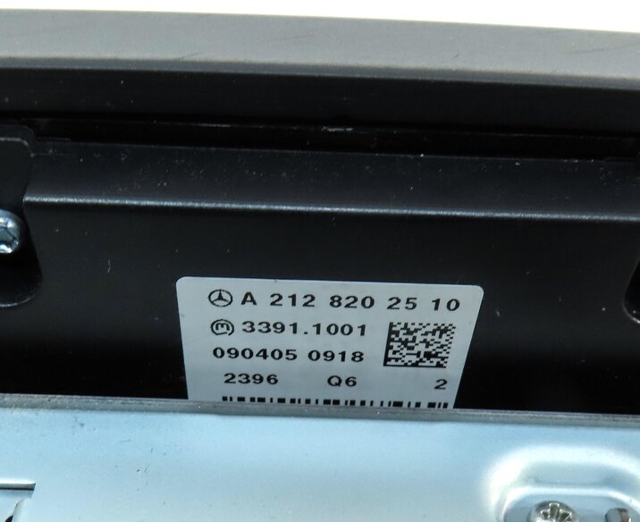 Thumbnail 8: 2013 MERCEDES E350 E400 E550 E63 CLS550 (C207 W212 W218) GPS CD STEREO RECEIVER