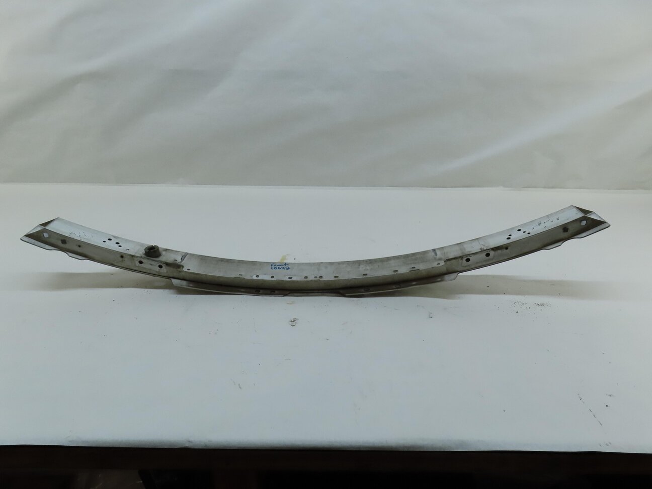 Thumbnail 5: 2010-2018 MERCEDES E CLS CLASS (W212 C218) FRONT BUMPER REINFORCEMENT IMPACT BAR
