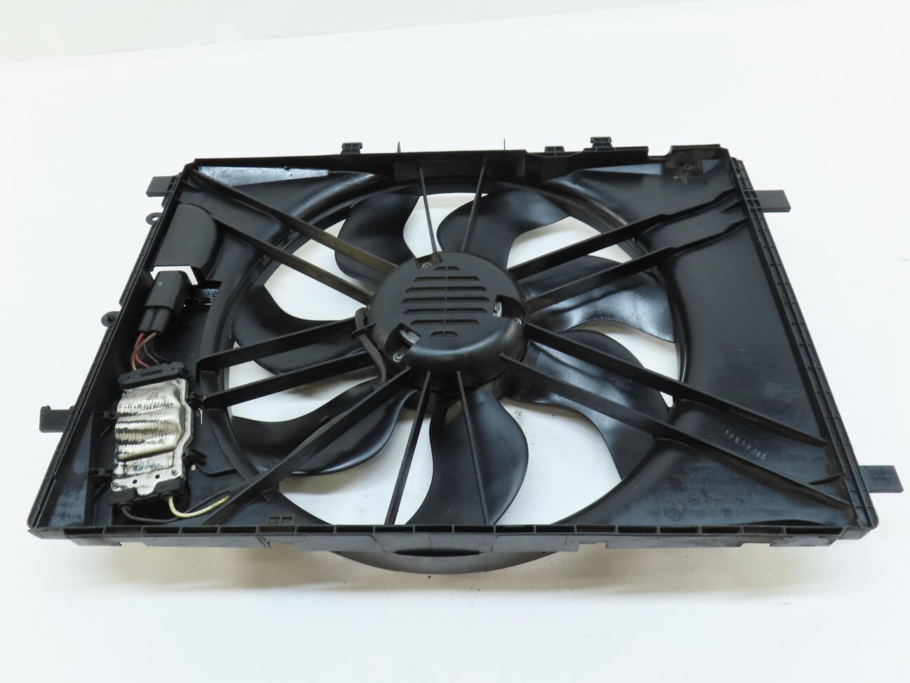 Thumbnail 5: 08-17 MERCEDES B C E CLA CLS GLK SLK (W207 W204 X204 W212) RADIATOR COOLING FAN
