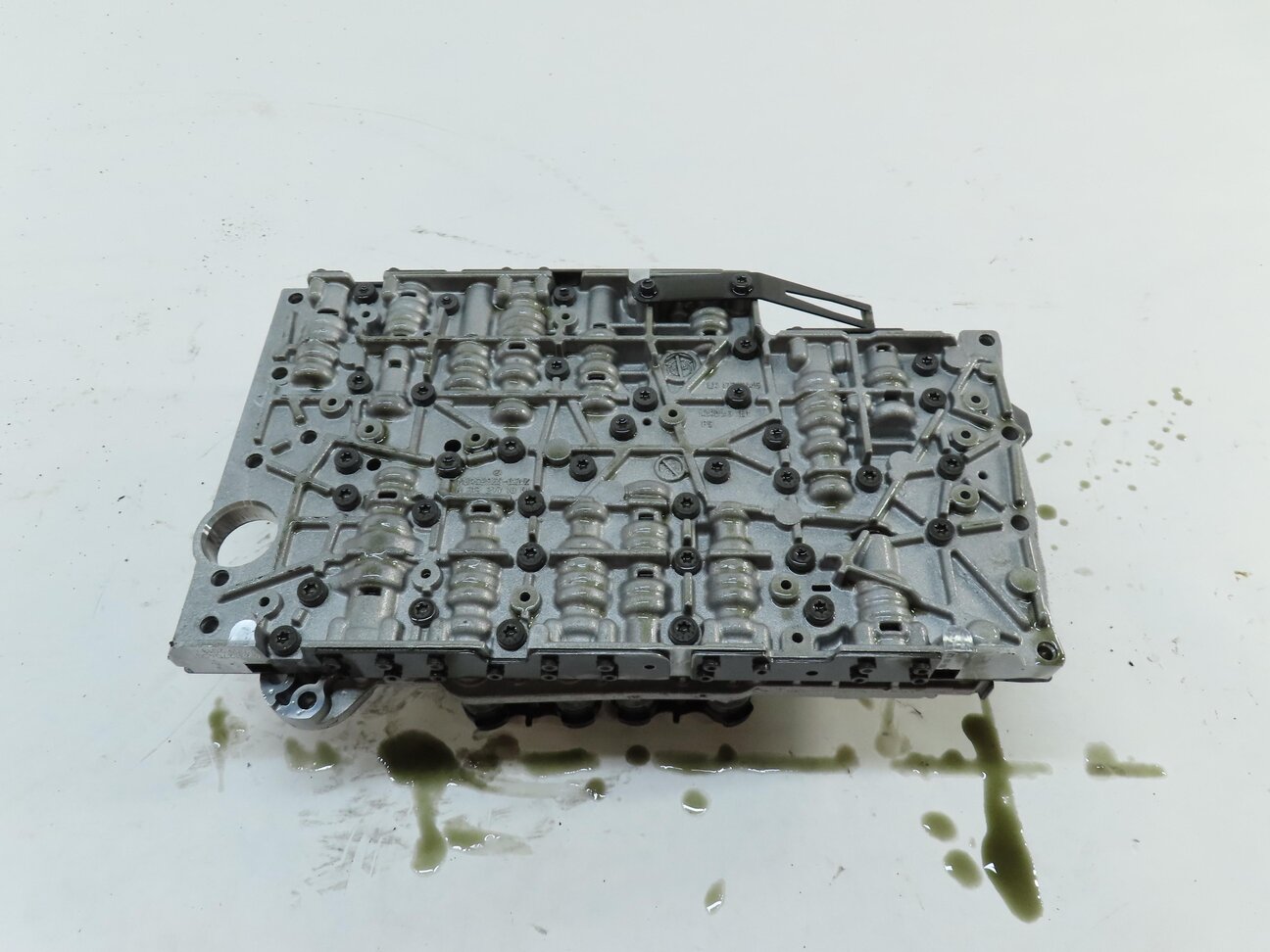 Thumbnail 4: 14-16 E-CLASS (W207 W212) RWD 722.9 TRANSMISSION VALVE BODY & CONDUCTOR PLATE