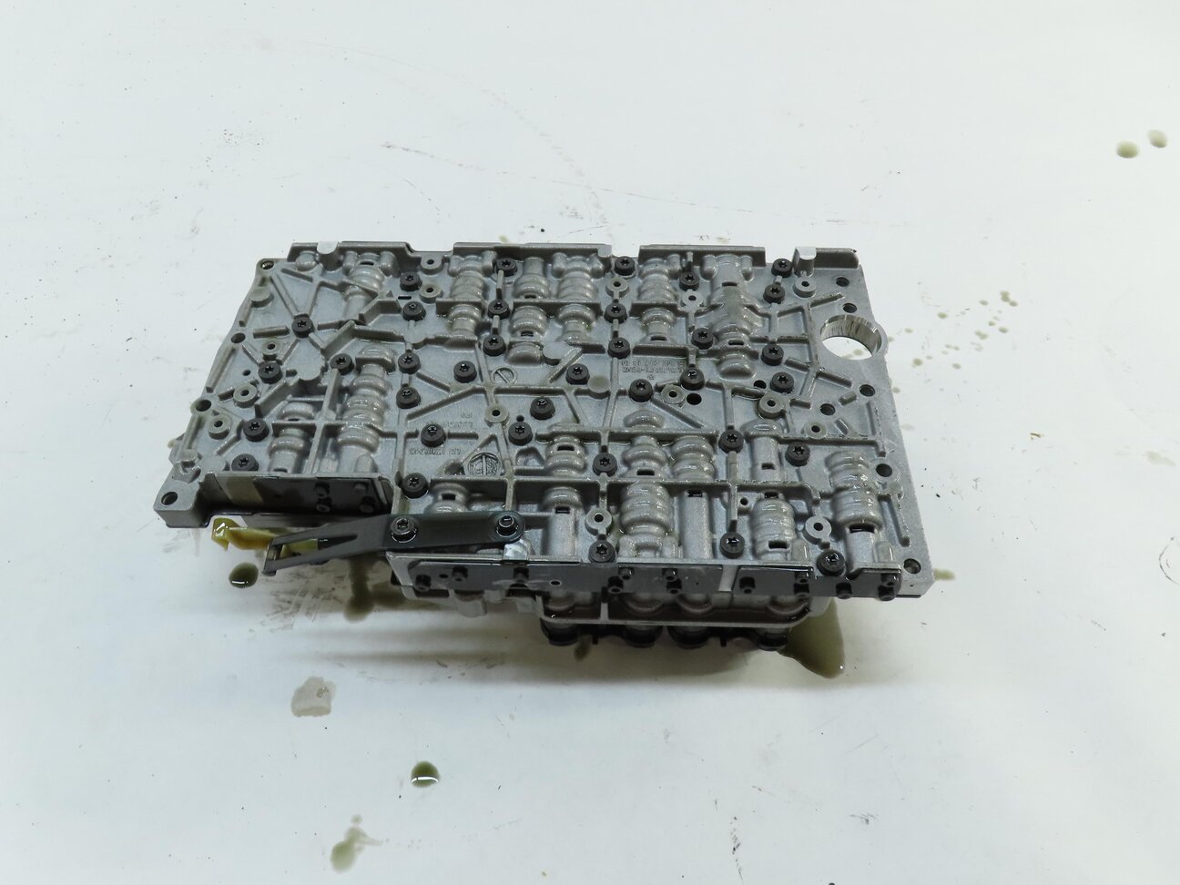 Thumbnail 5: 14-16 E-CLASS (W207 W212) RWD 722.9 TRANSMISSION VALVE BODY & CONDUCTOR PLATE