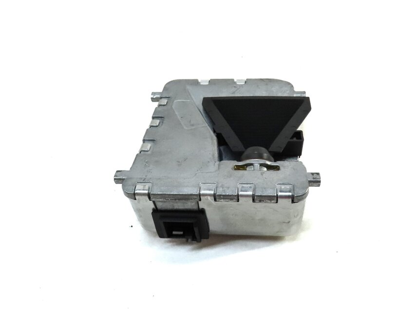 Thumbnail 3: 2014 MERCEDES E-CLASS (W212) FRONT WINDSHIELD LANE KEEP ASSIST CAMERA