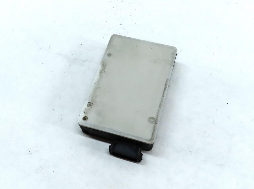 14-15 MERCEDES E-CLASS (W207 W212) FRONT ADAPTIVE CRUISE RADAR DISTANCE MODULE