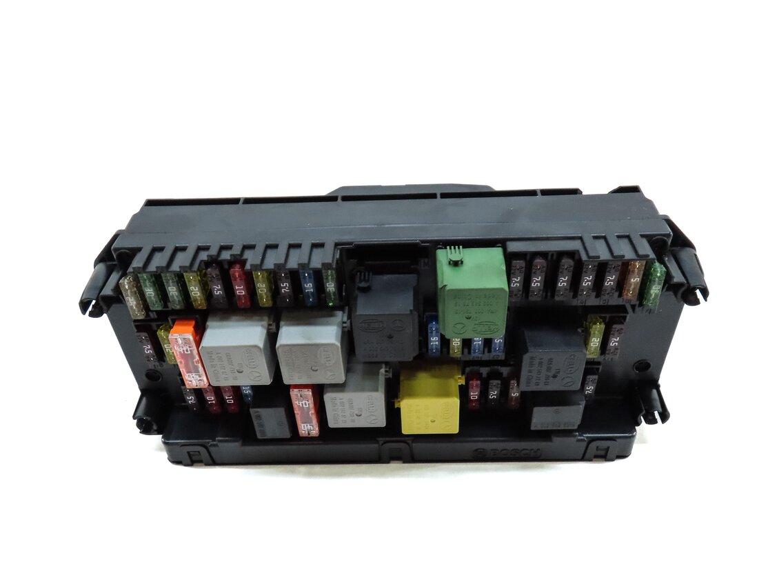 Thumbnail 3: 14-15 MERCEDES E SL CLS (C218 R231 W212) FRONT SIGNAL ACQUISITION MODULE SAM