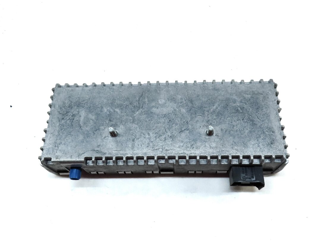 Thumbnail 4: 13-16 MERCEDES C117 C218 R172 W212 W463 X166 X204 SIRIUS SATELLITE RADIO MODULE