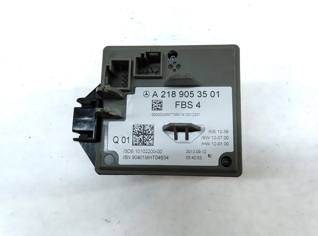 Thumbnail 4: 2014 MERCEDES E-CLASS (A207 C207 W212) IGNITION SWITCH MODULE KEY READER